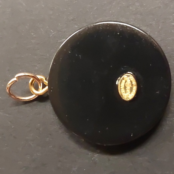 CC Black and White COCO Resin Charm Pendant - Picture 3 of 3